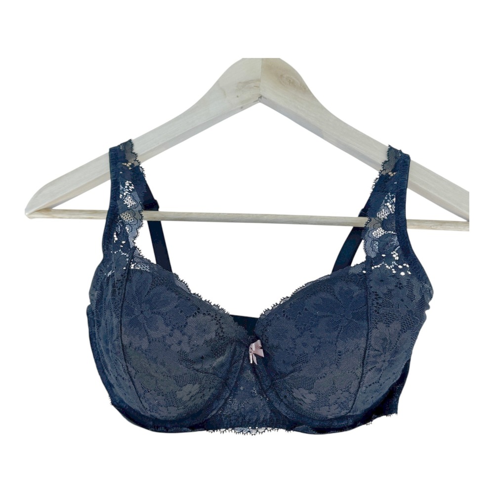 Victoria's Secret Black Lace Underwire Bra with Bow Accent